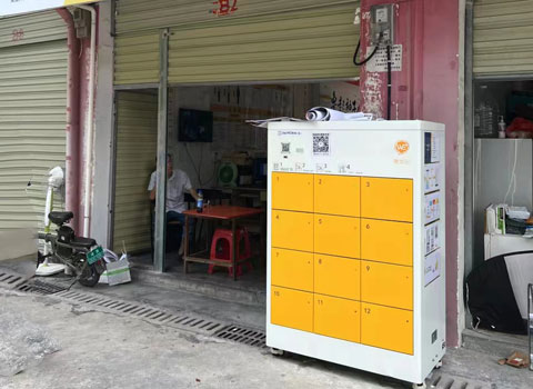 小區換電柜(圖2) 小區換電柜(圖2)